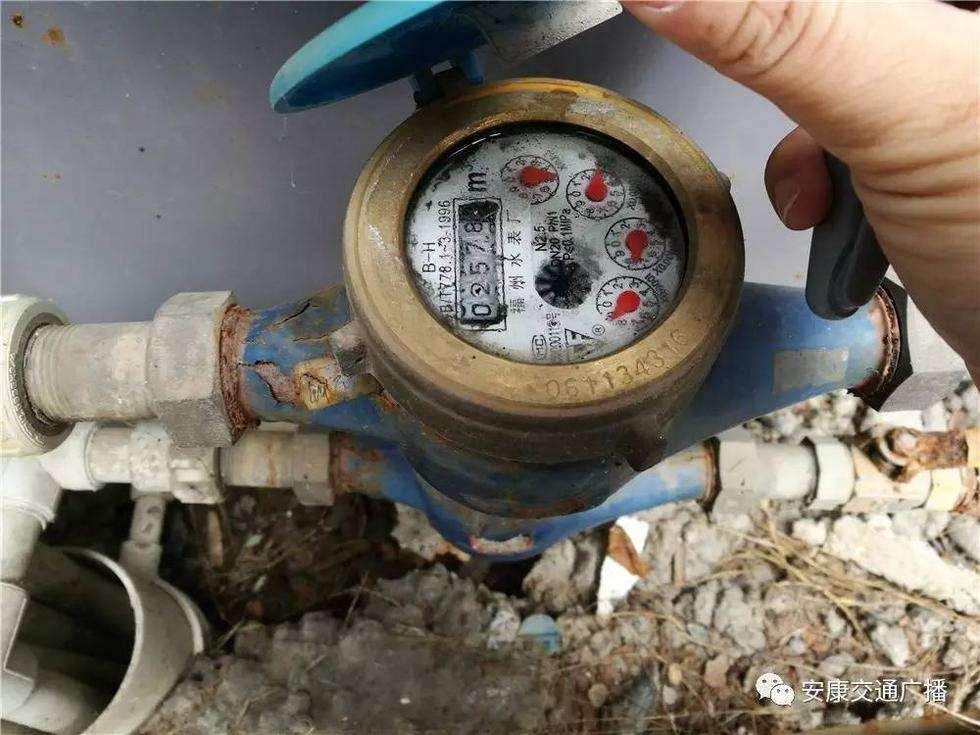 天津家里水表在不用的时候空转，是漏水吗？